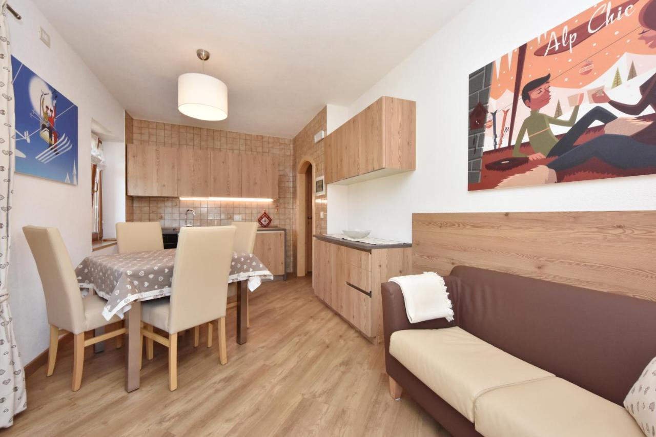 Casa Dorich Apartamento Pozza di Fassa Exterior foto